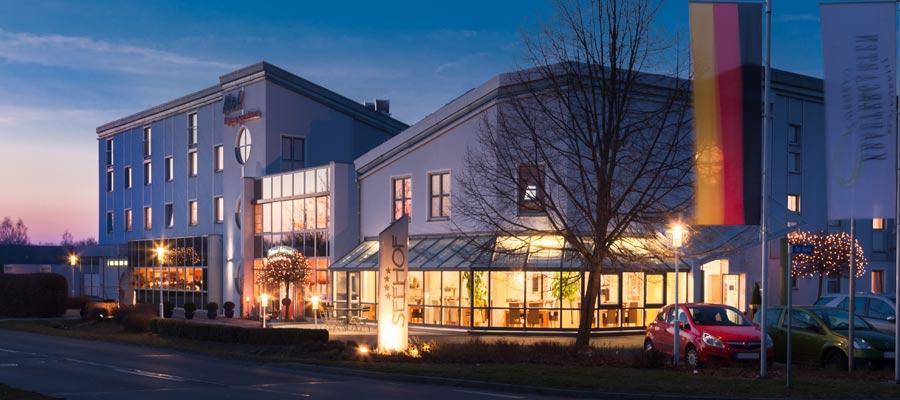 Hotel Seehof Leipzig Zwenkau Exterior photo